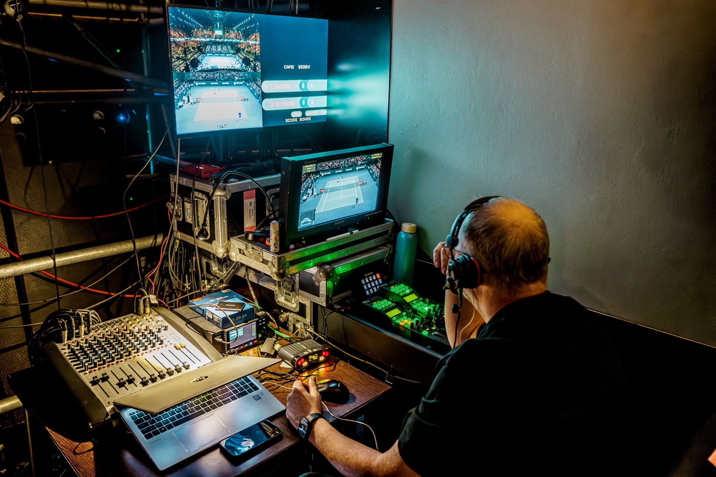 Live camera registration services