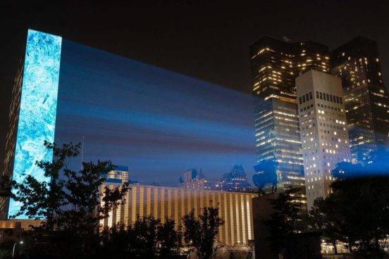 Big Picture & CT Light Up the UN HQ with an Impressive Projection Mapping Project
